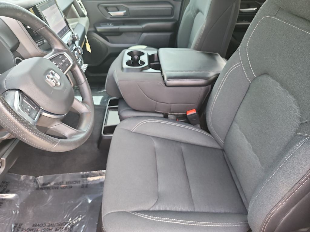 Thumbnail: 2026 RAM 1500 - 10