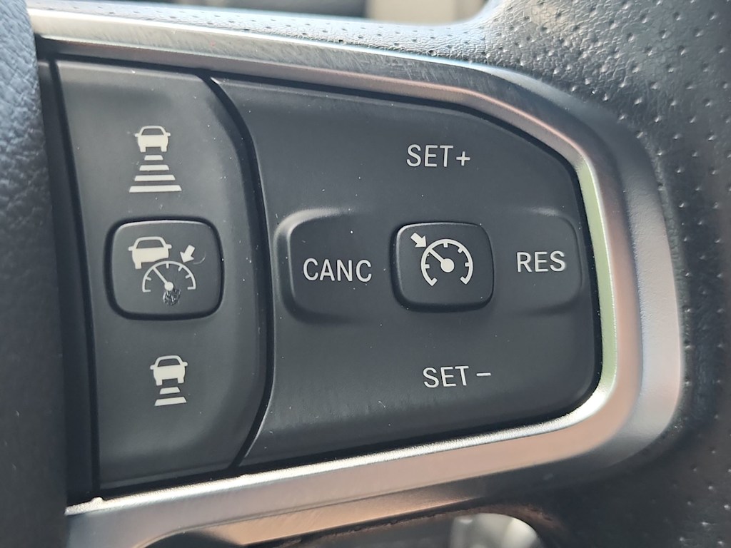 Thumbnail: 2026 RAM 1500 - 28