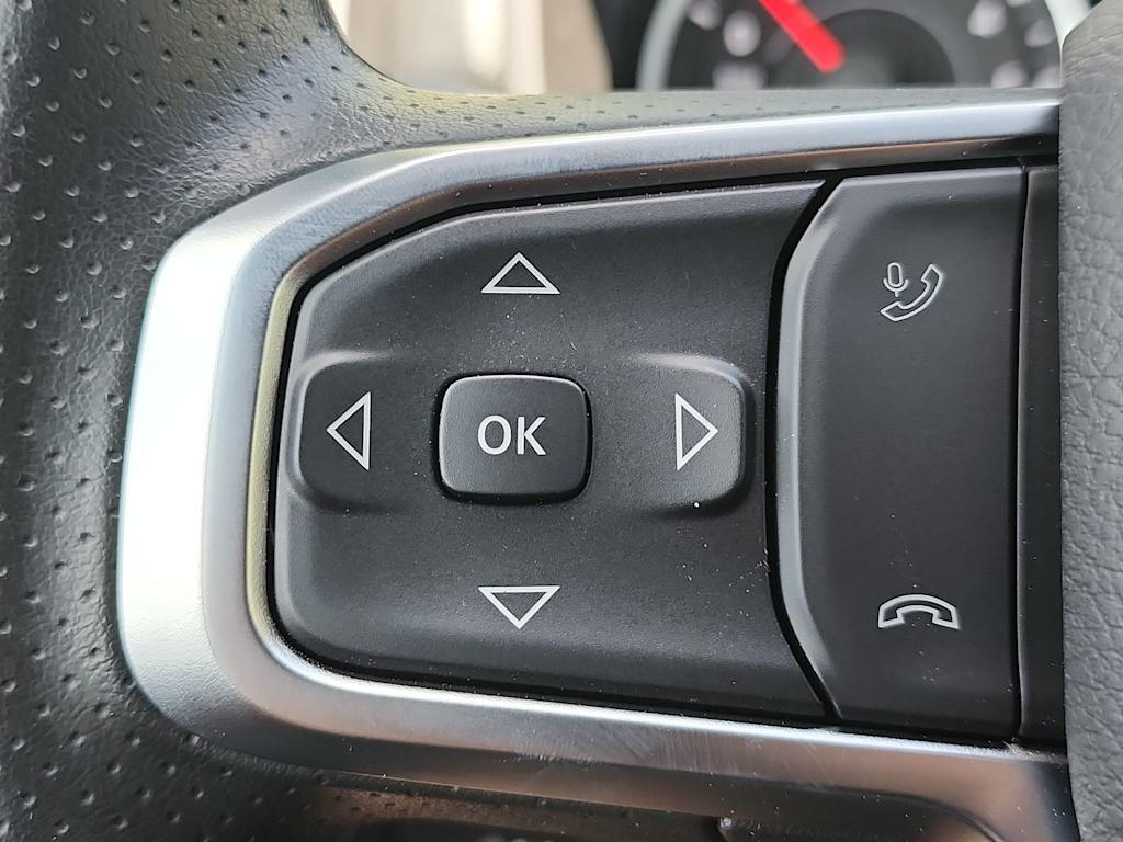 Thumbnail: 2026 RAM 1500 - 25