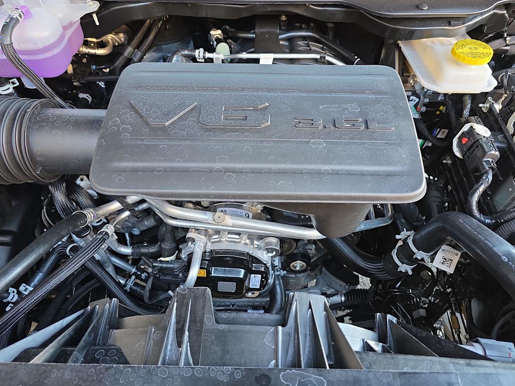Thumbnail: 2026 RAM 1500 - 9