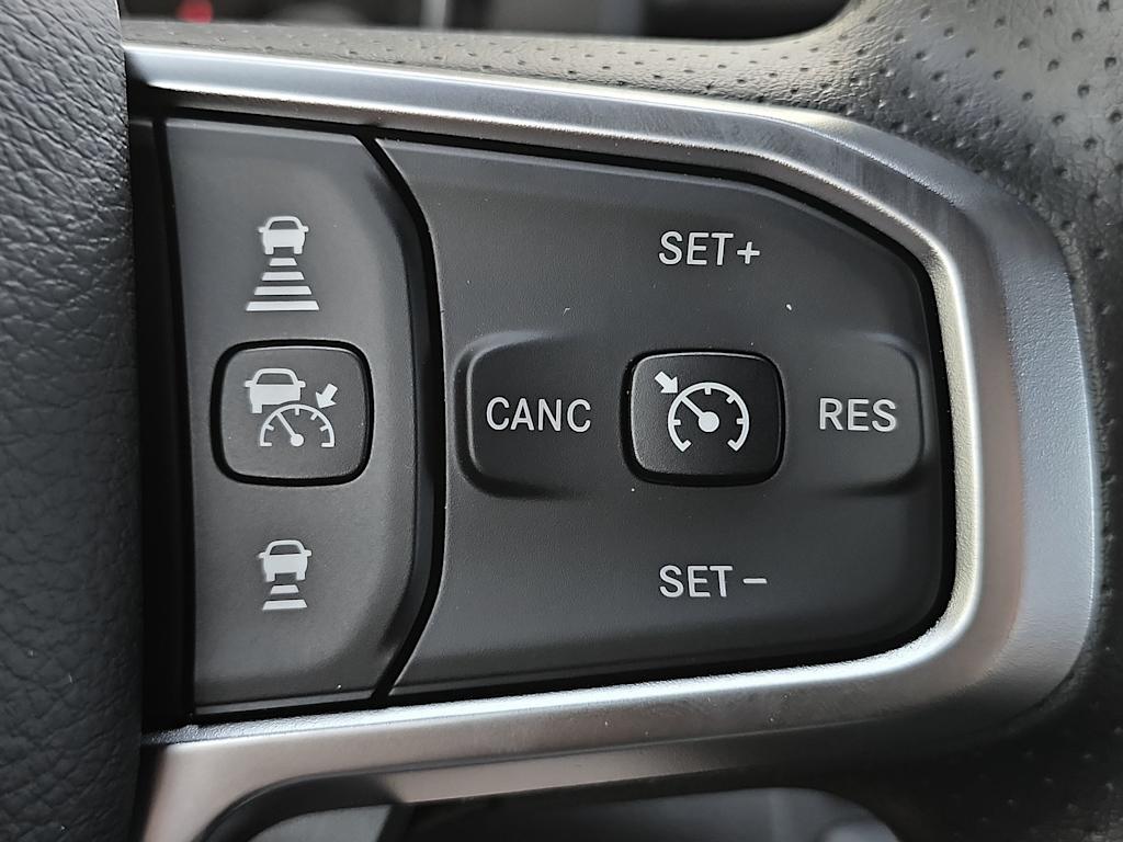 Thumbnail: 2026 RAM 1500 - 28