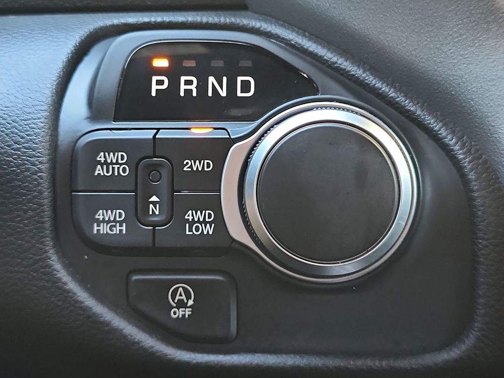 Thumbnail: 2025 RAM 1500 - 25