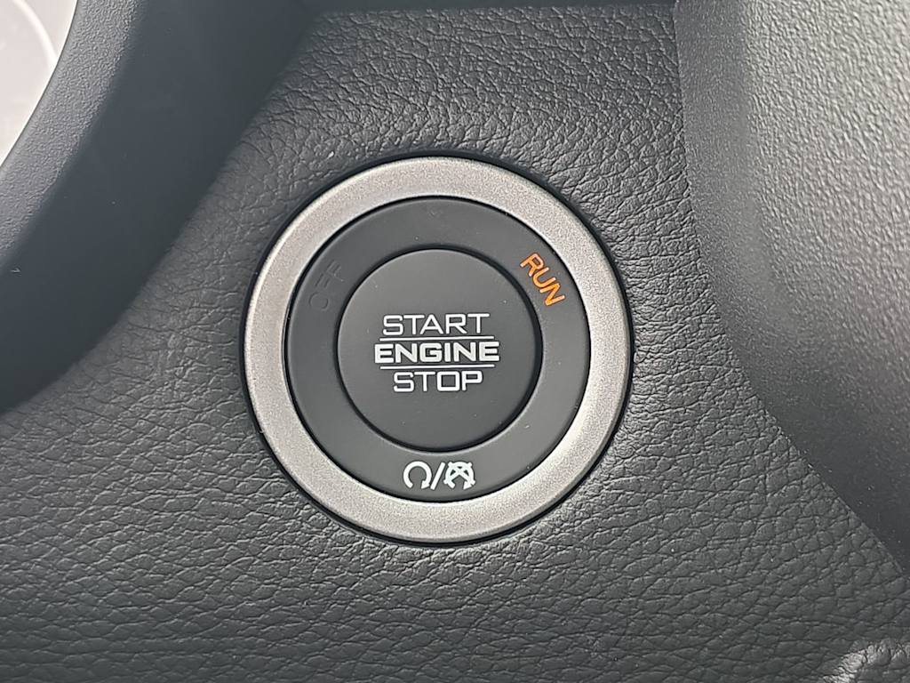 Thumbnail: 2026 RAM 1500 - 25
