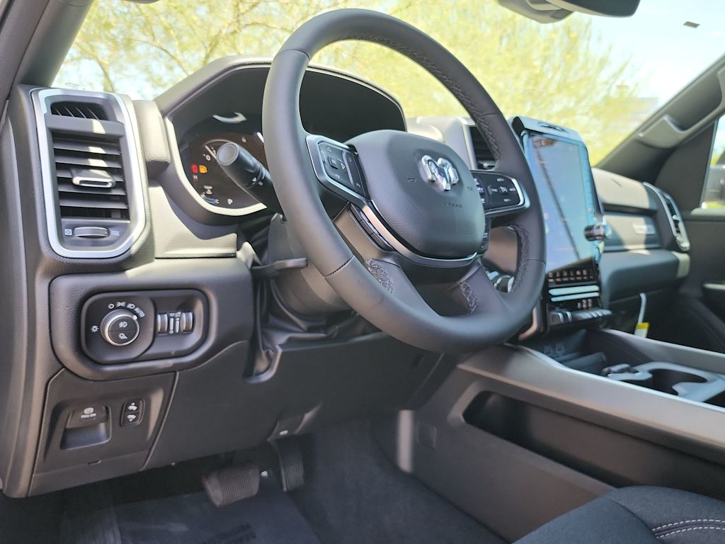 Thumbnail: 2026 RAM 1500 - 2