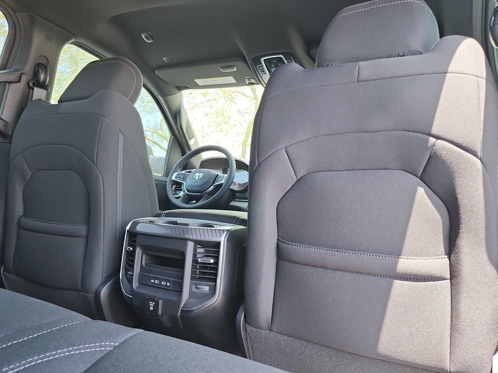 Thumbnail: 2026 RAM 1500 - 19