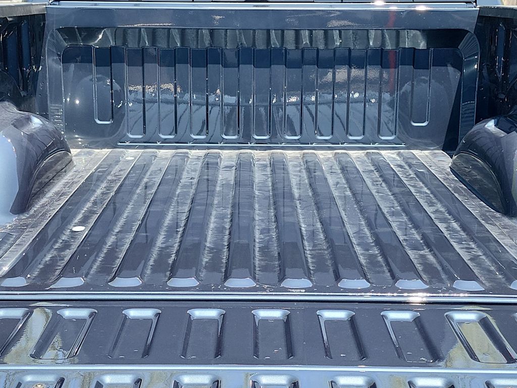 Thumbnail: 2026 RAM 1500 - 18