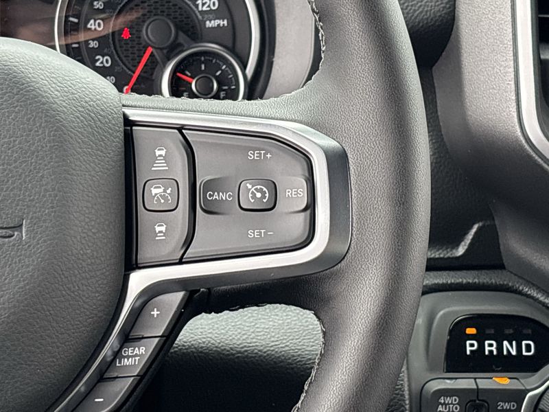 Thumbnail: 2026 RAM 1500 - 26