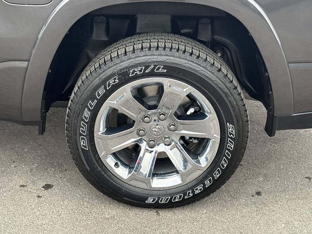 Thumbnail: 2026 RAM 1500 - 8