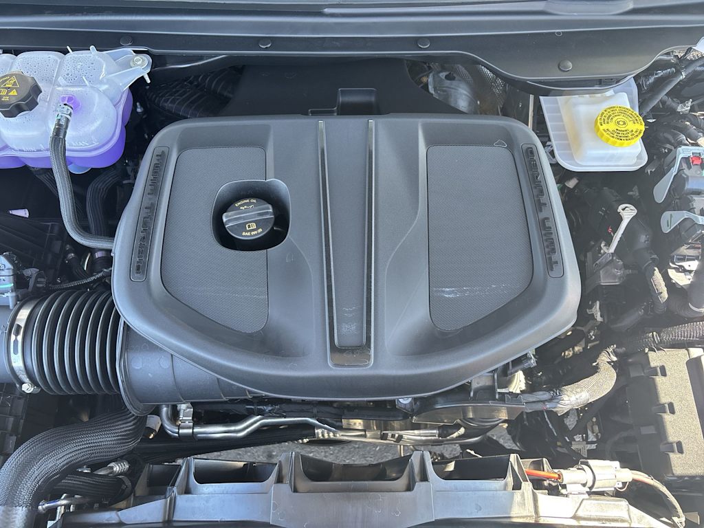 Thumbnail: 2026 RAM 1500 - 9