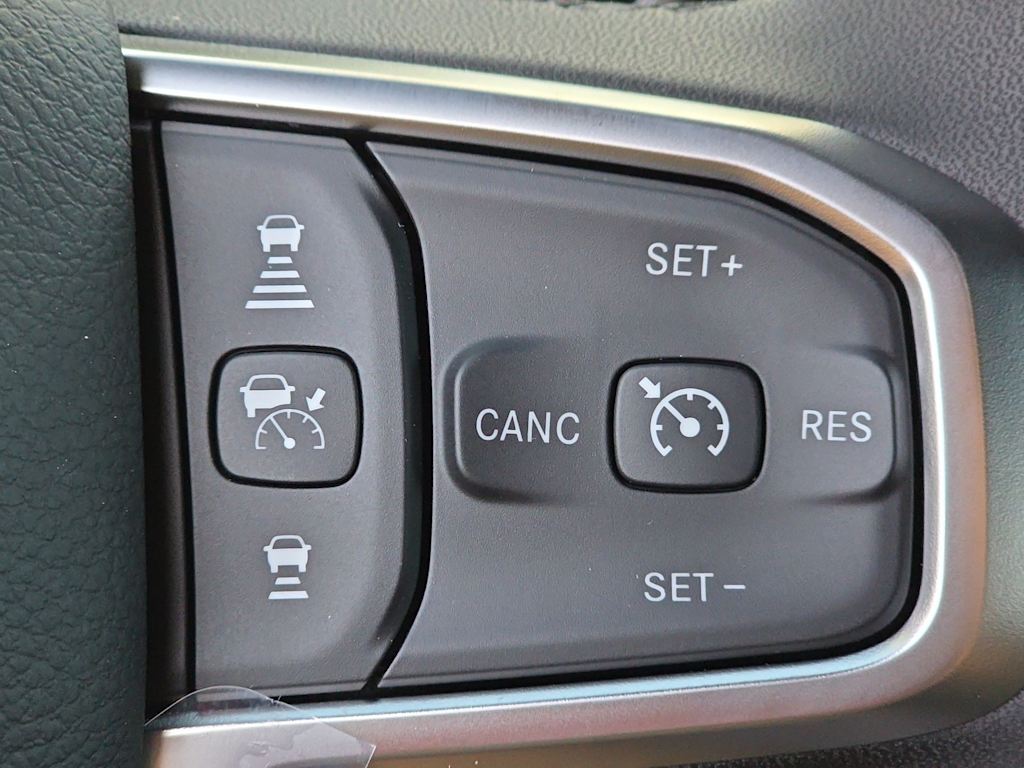 Thumbnail: 2026 RAM 1500 - 27