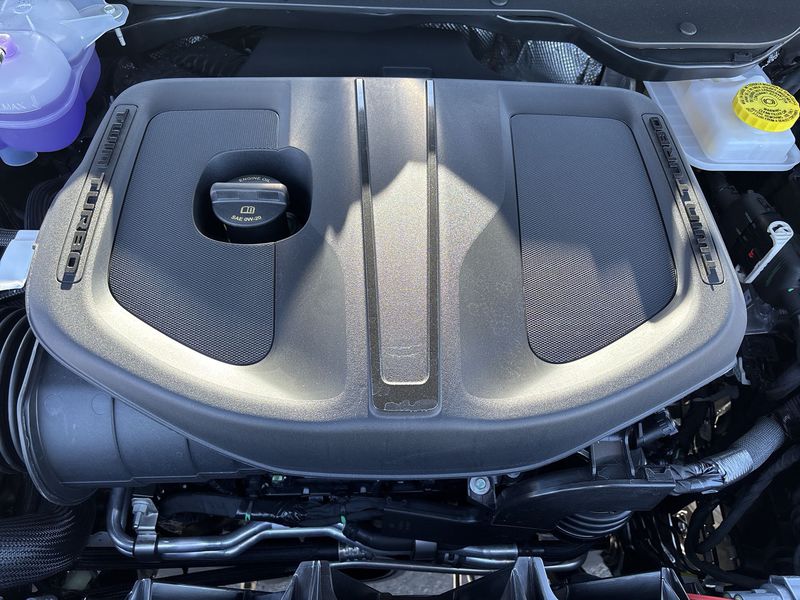 Thumbnail: 2026 RAM 1500 - 9