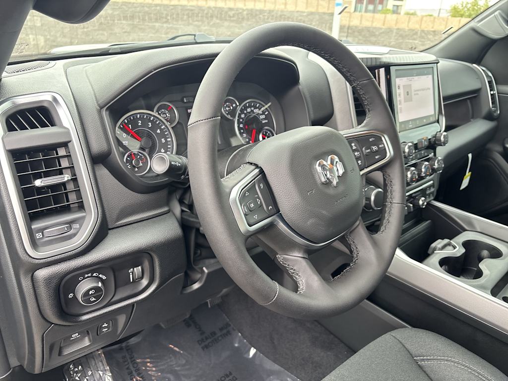 Thumbnail: 2026 RAM 1500 - 2