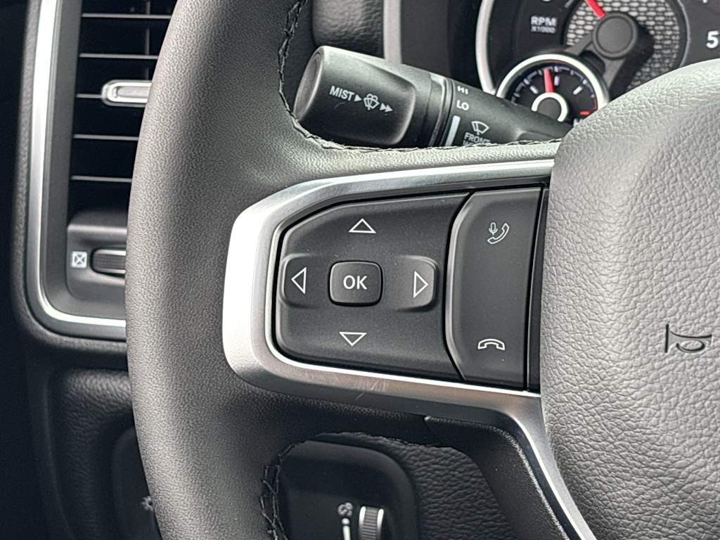 Thumbnail: 2026 RAM 1500 - 28
