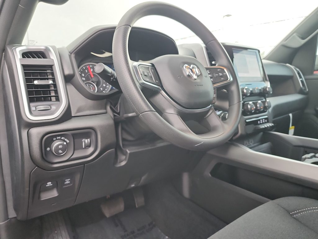 Thumbnail: 2026 RAM 1500 - 2