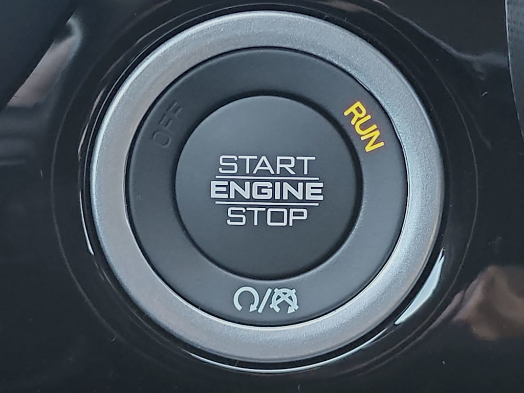 Thumbnail: 2026 RAM 1500 - 25