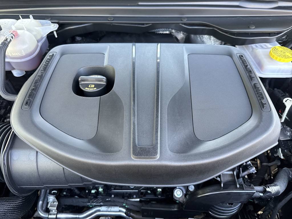 Thumbnail: 2025 RAM 1500 - 9