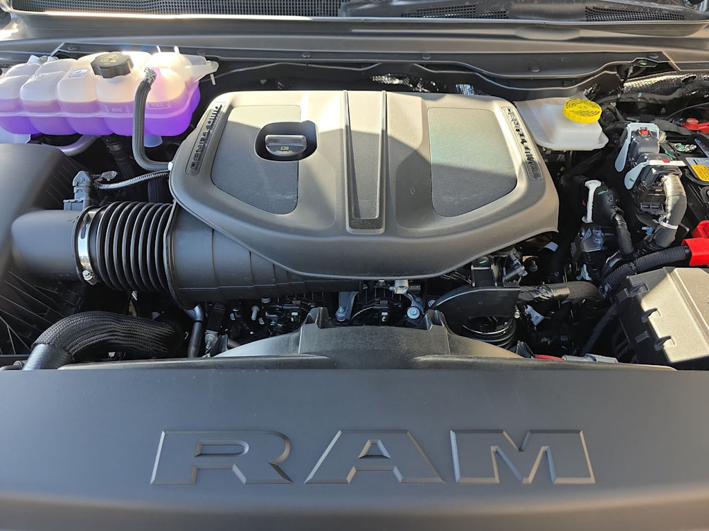 Thumbnail: 2026 RAM 1500 - 9