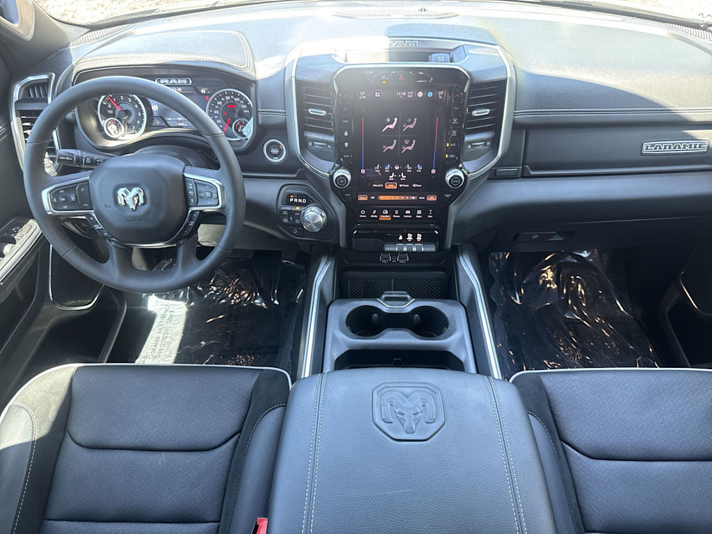 Thumbnail: 2026 RAM 1500 - 9