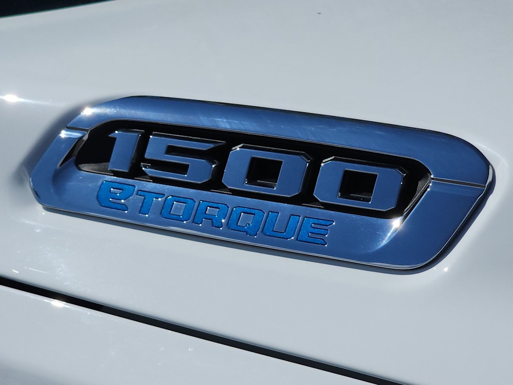 Thumbnail: 2026 RAM 1500 - 7