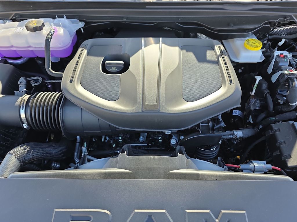 Thumbnail: 2026 RAM 1500 - 9