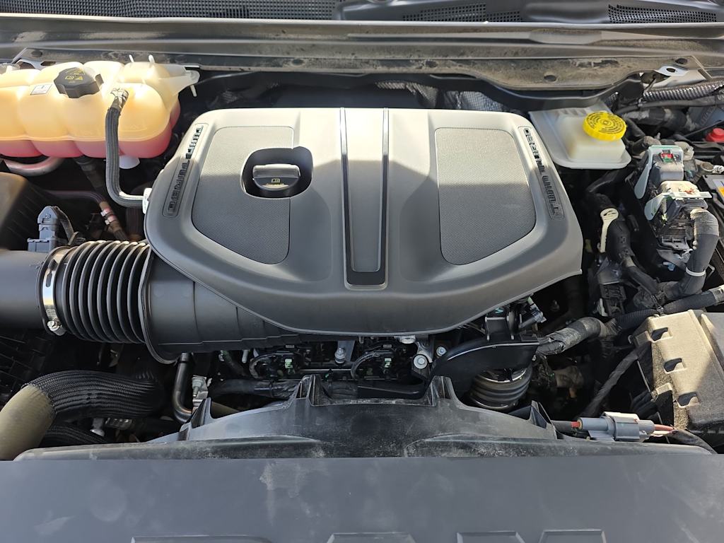 Thumbnail: 2025 RAM 1500 - 9