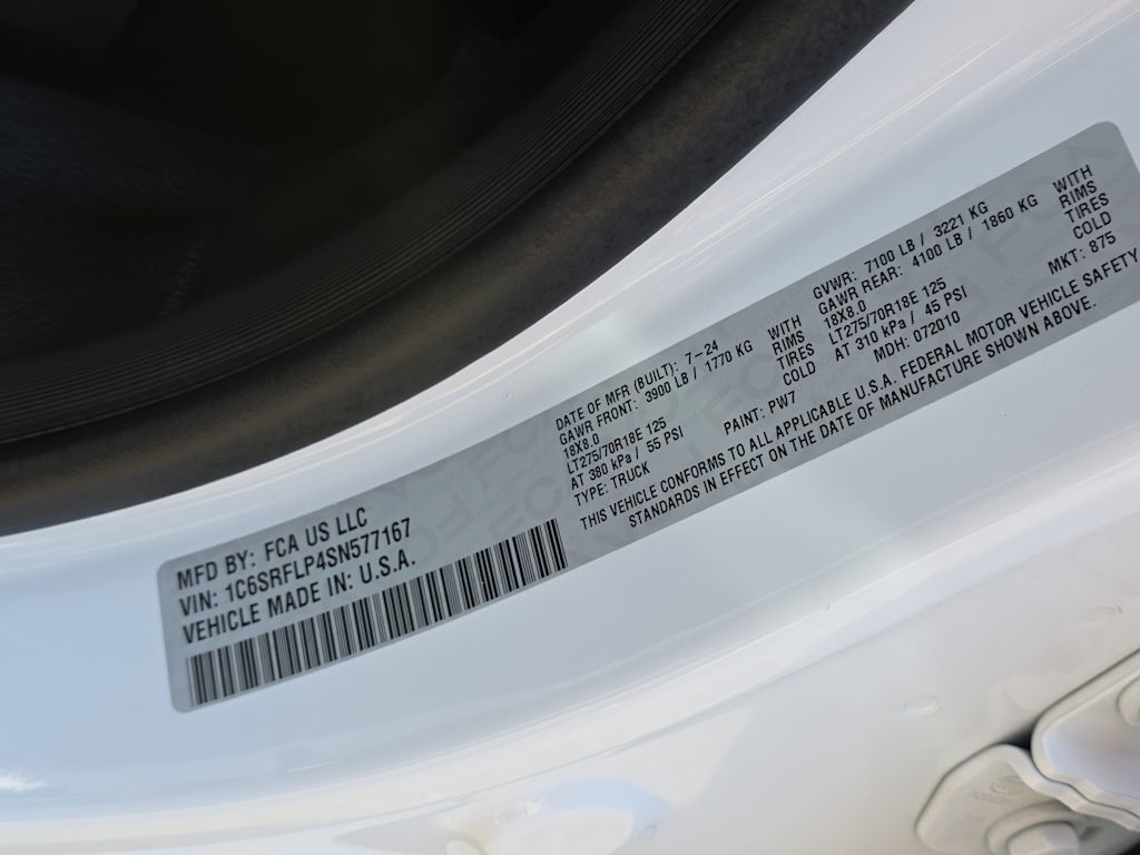 Thumbnail: 2025 RAM 1500 - 18