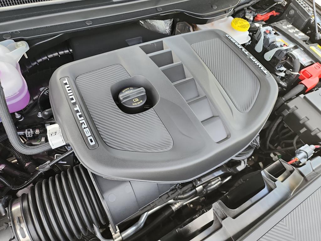 Thumbnail: 2026 RAM 1500 - 9