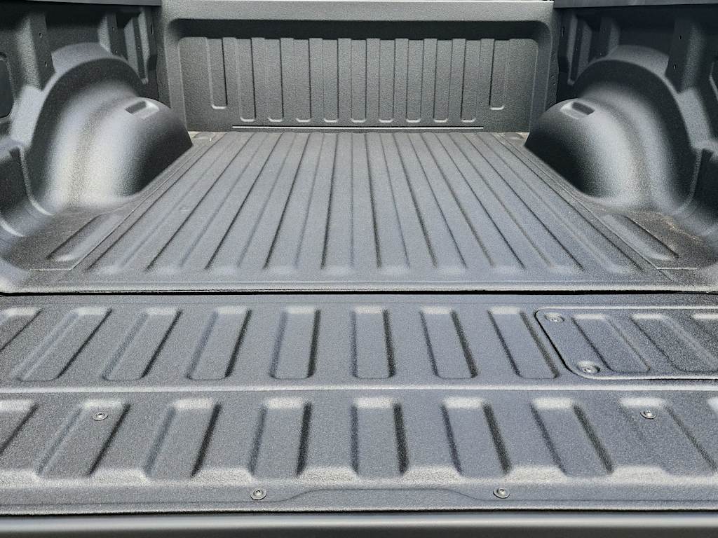 Thumbnail: 2026 RAM 1500 - 17