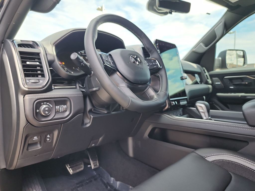 Thumbnail: 2026 RAM 1500 - 2