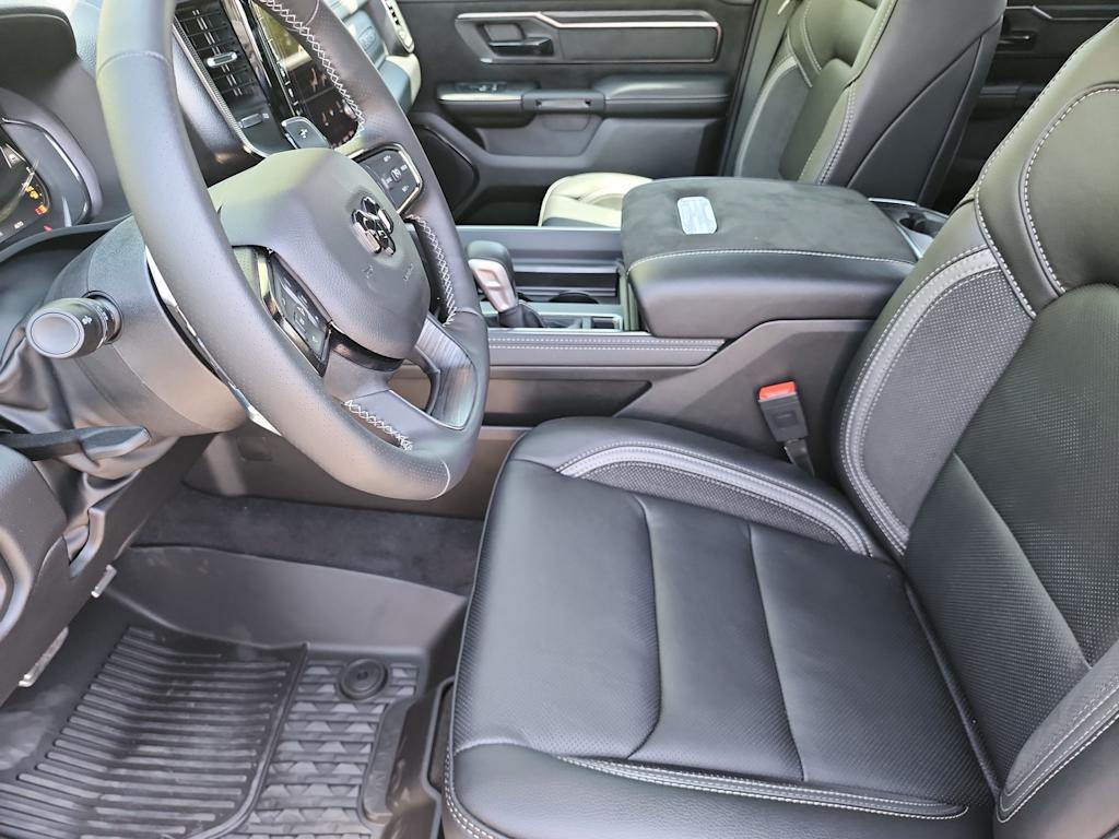 Thumbnail: 2026 RAM 1500 - 11