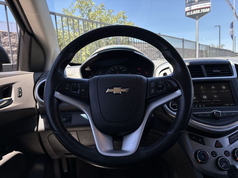 Thumbnail: 2018 Chevrolet Sonic - 14
