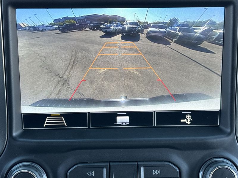 Thumbnail: 2020 Chevrolet Silverado 2500 - 26