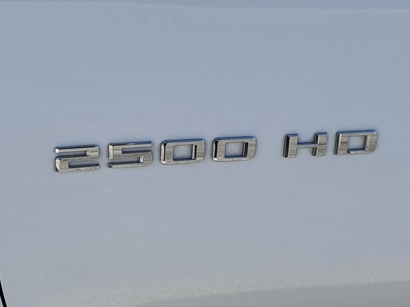 Thumbnail: 2020 Chevrolet Silverado 2500 - 7