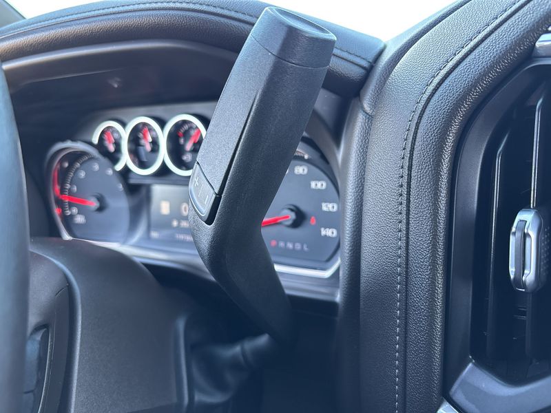 Thumbnail: 2020 Chevrolet Silverado 2500 - 24