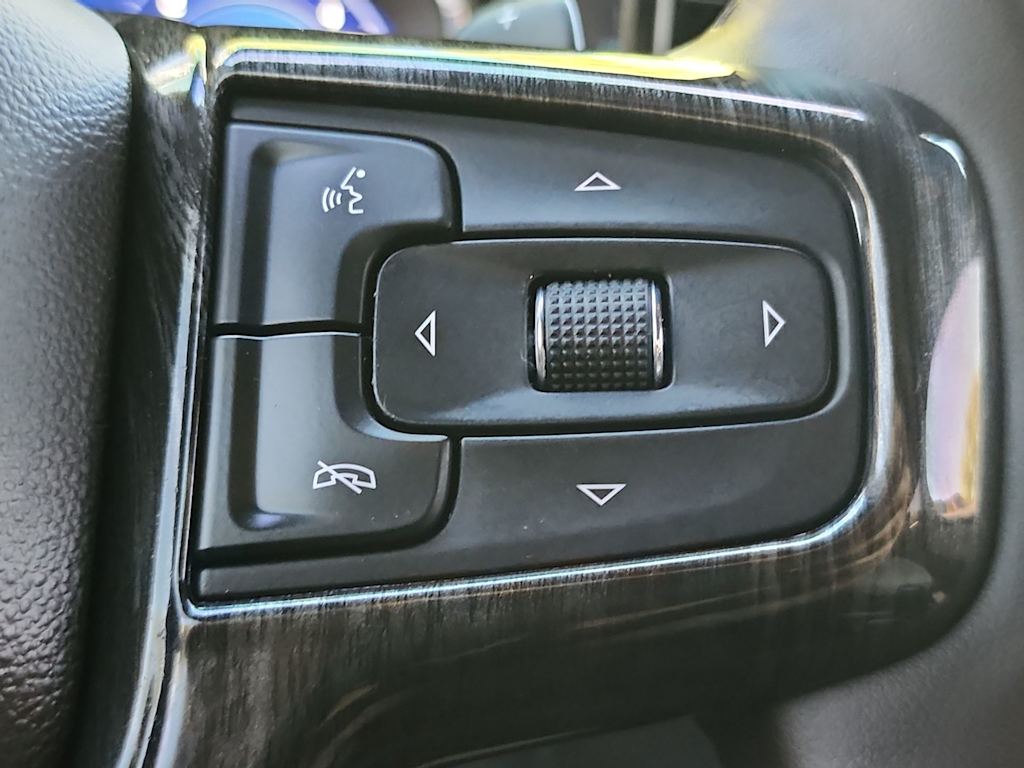 Thumbnail: 2024 Chevrolet Silverado 1500 - 24