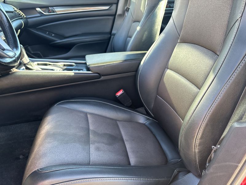 Thumbnail: 2021 Honda Accord - 10