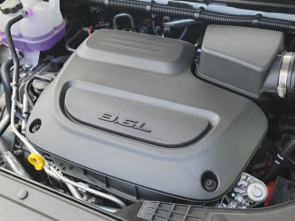 Thumbnail: 2026 Chrysler Pacifica - 9