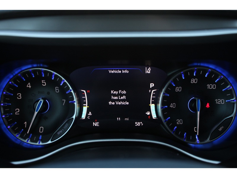 Thumbnail: 2025 Chrysler Pacifica - 16