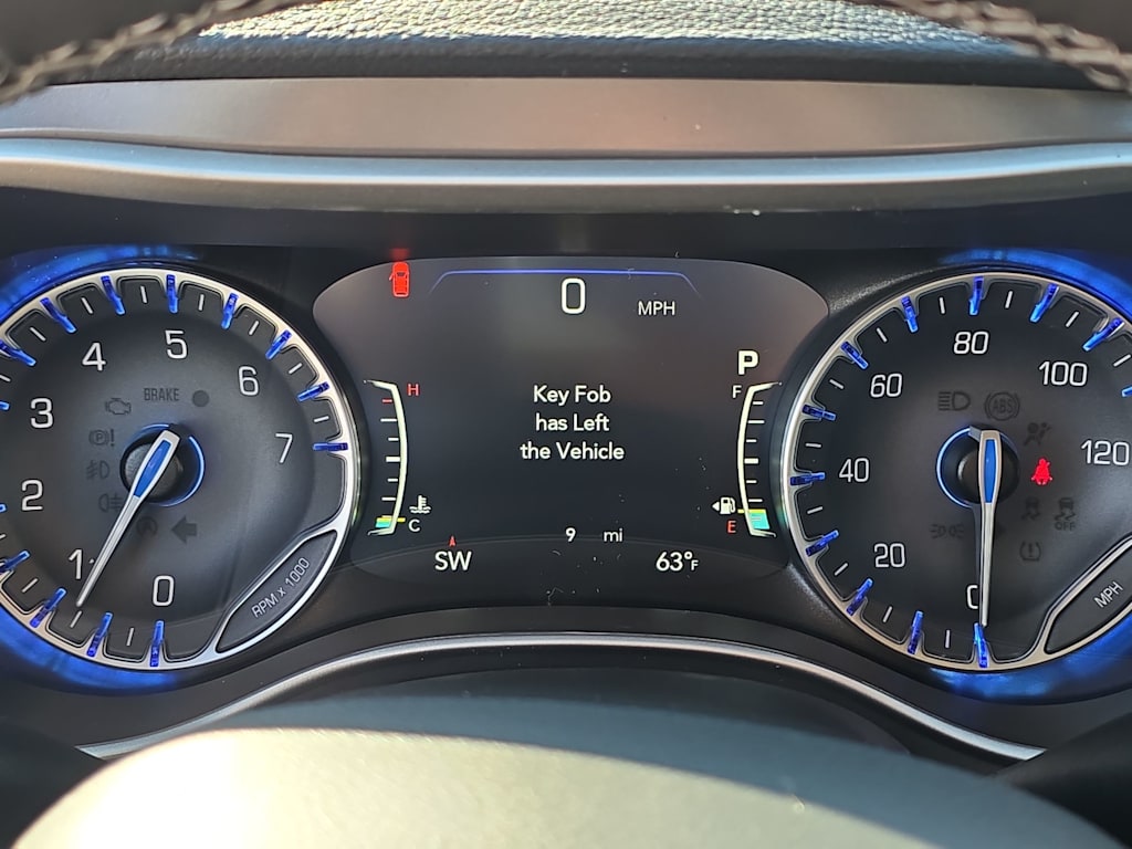 Thumbnail: 2026 Chrysler Pacifica - 17