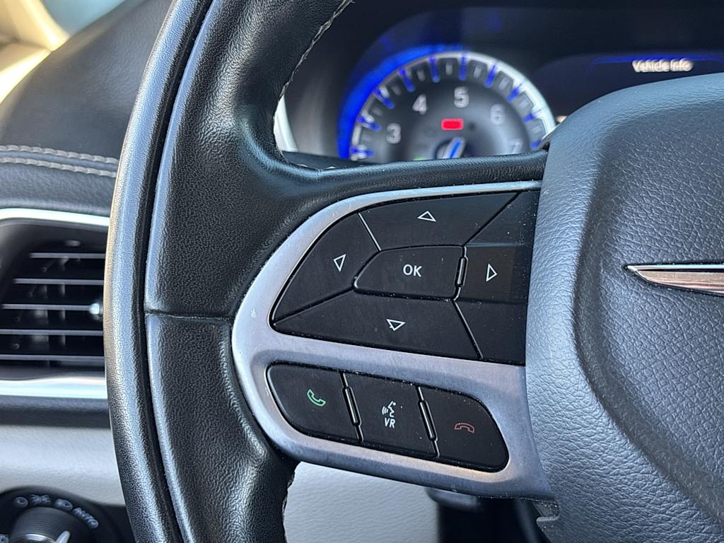 Thumbnail: 2022 Chrysler Pacifica - 28