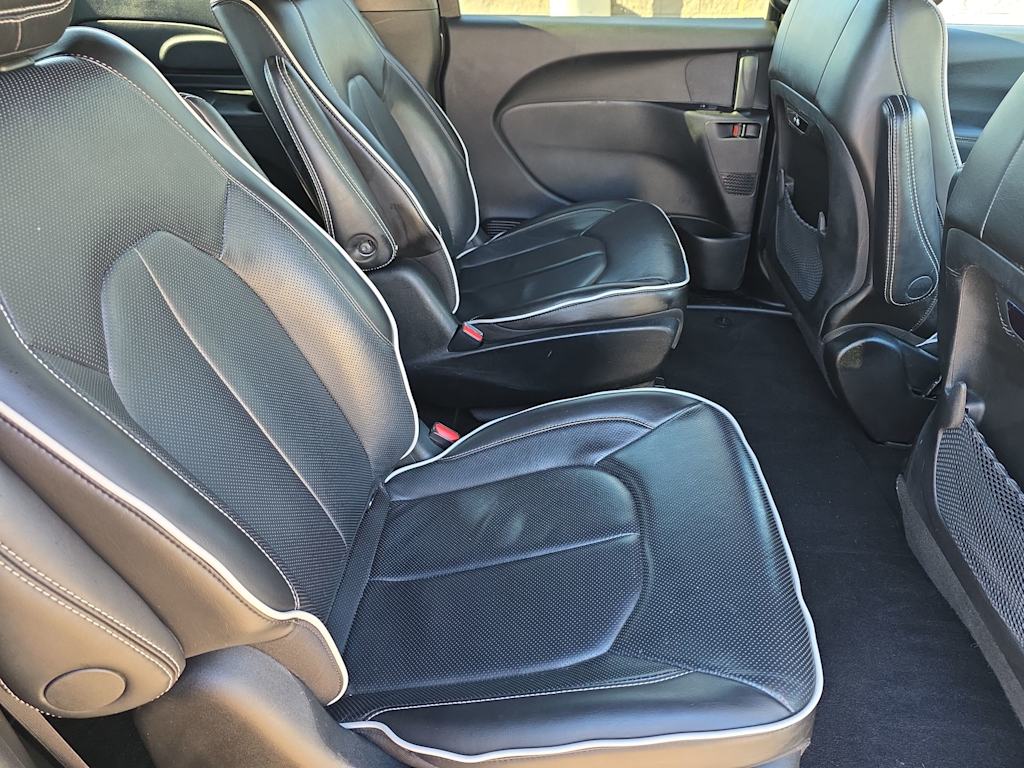 Thumbnail: 2024 Chrysler Pacifica - 12