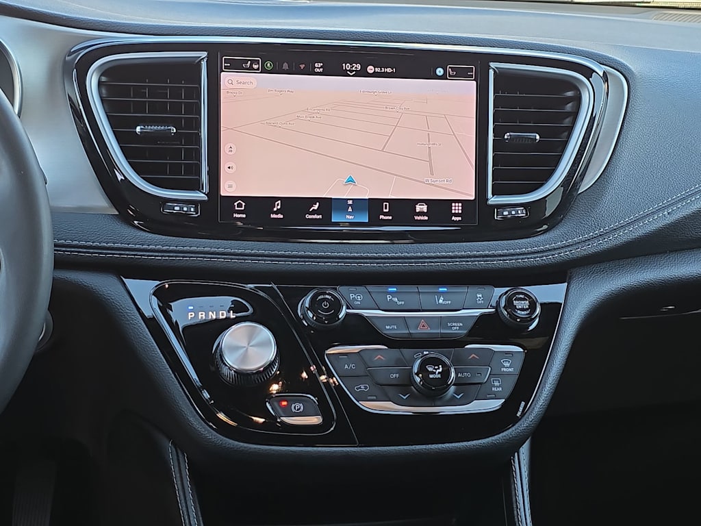 Thumbnail: 2024 Chrysler Pacifica - 15