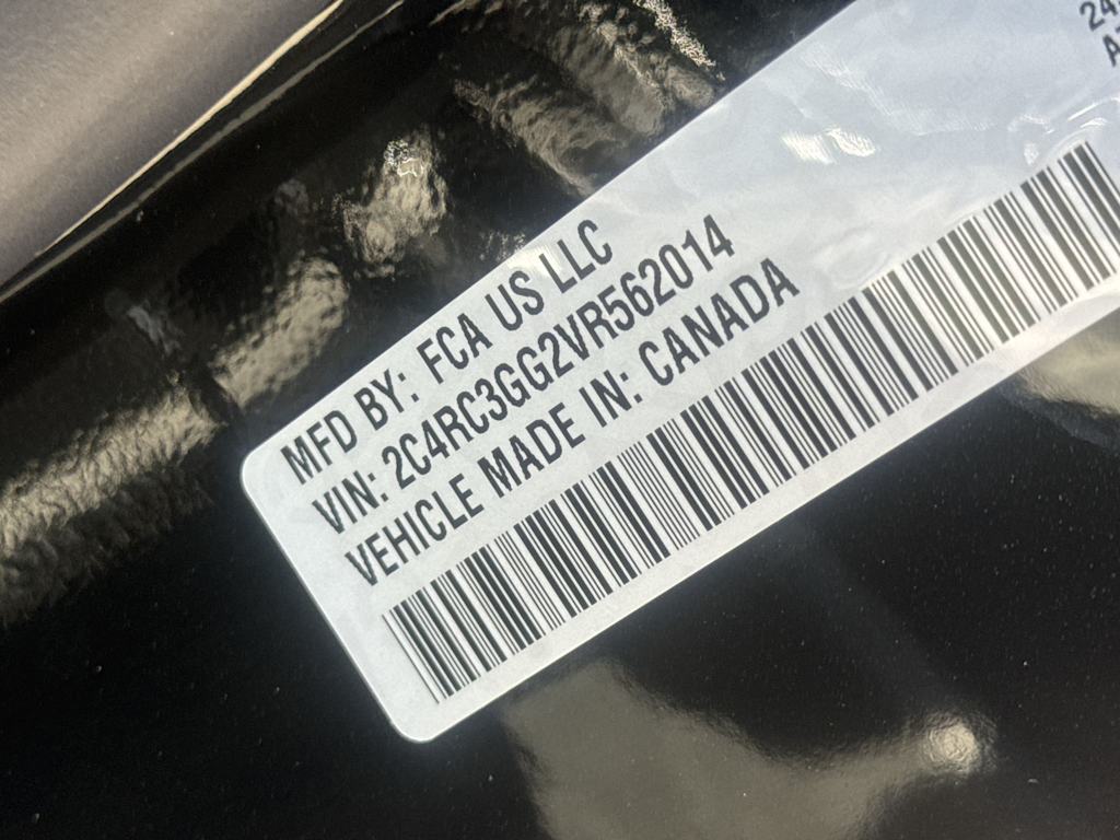 Thumbnail: 2027 Chrysler Pacifica - 16
