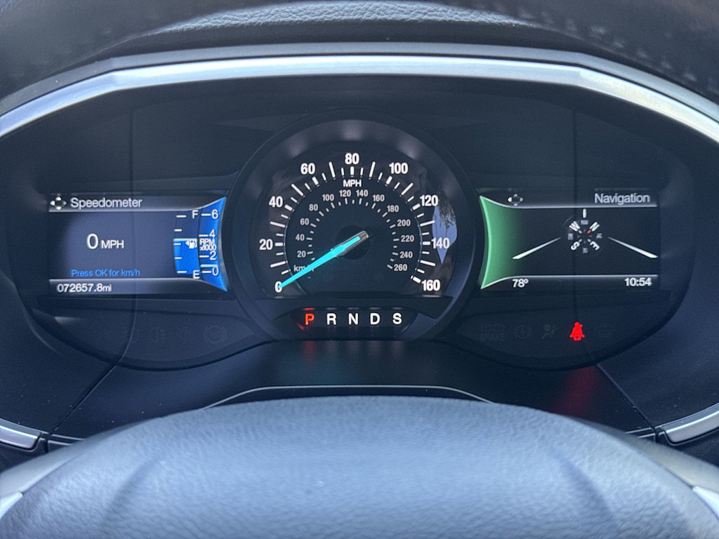 Thumbnail: 2016 Ford Edge - 16