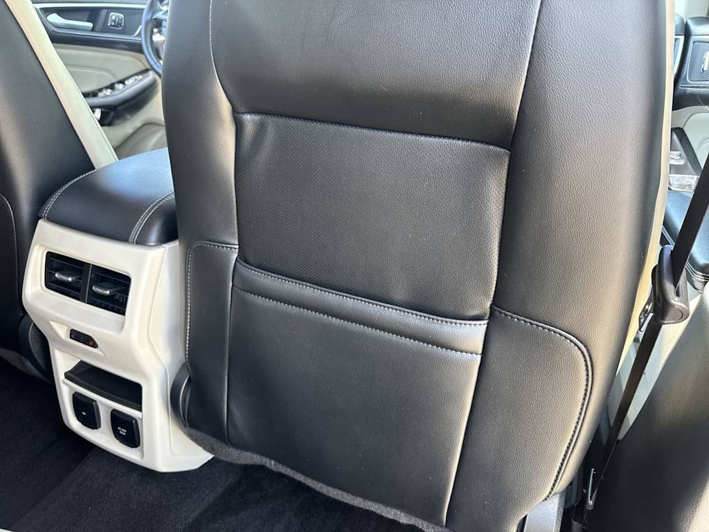 Thumbnail: 2016 Ford Edge - 11