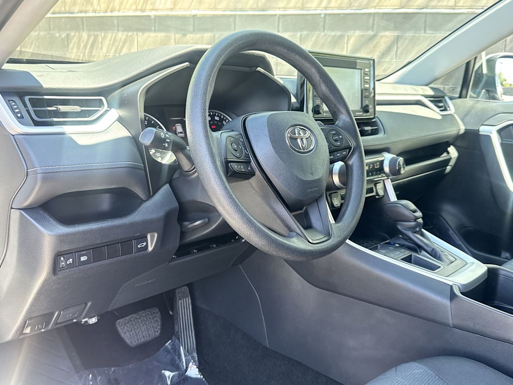 Thumbnail: 2022 Toyota RAV4 - 2