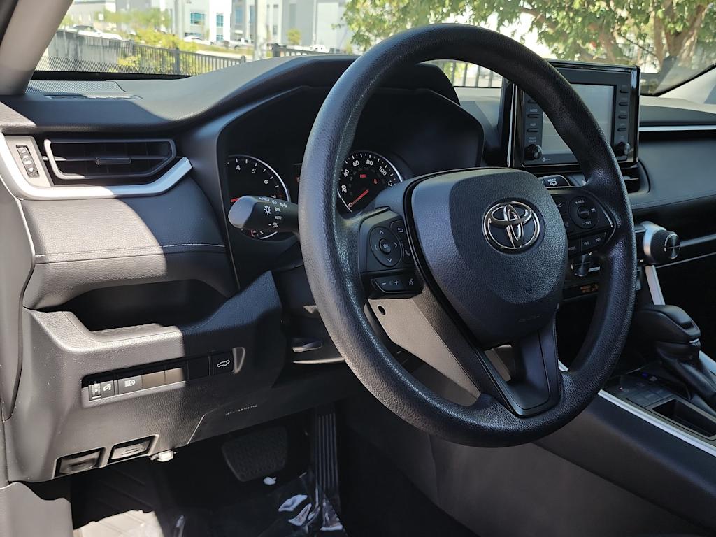 Thumbnail: 2022 Toyota RAV4 - 2