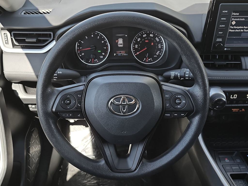 Thumbnail: 2022 Toyota RAV4 - 10