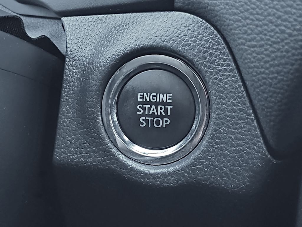Thumbnail: 2022 Toyota RAV4 - 24