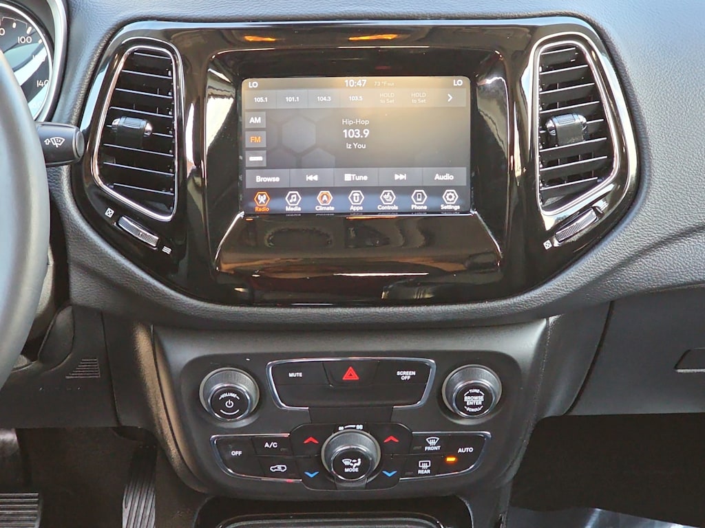 Thumbnail: 2019 Jeep Compass - 15